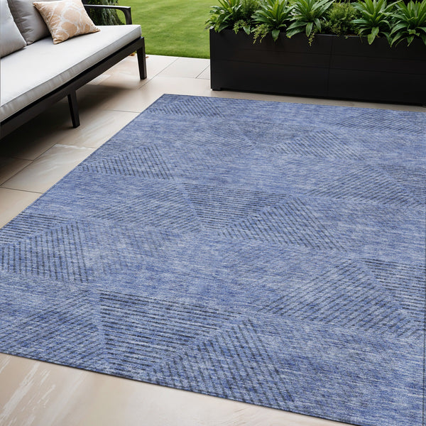 Homeroots 3' Geometric Washable Indoor Outdoor Area Rug In Artichoke And Fern Green For Stylish Spaces 5' X 8' Polyester 586499