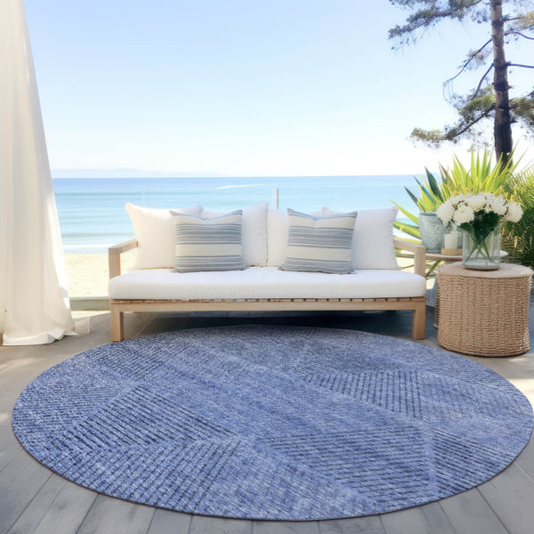 Homeroots 3' Geometric Washable Indoor Outdoor Area Rug In Artichoke And Fern Green For Stylish Spaces 8' Round Polyester 586500