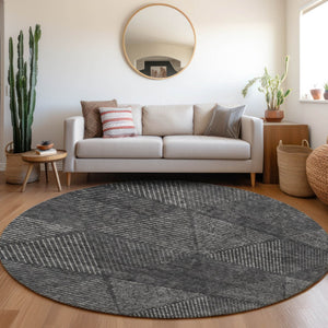 Homeroots 3' Geometric Washable Indoor Outdoor Area Rug In Artichoke And Fern Green For Stylish Spaces 8' Round Polyester 586506