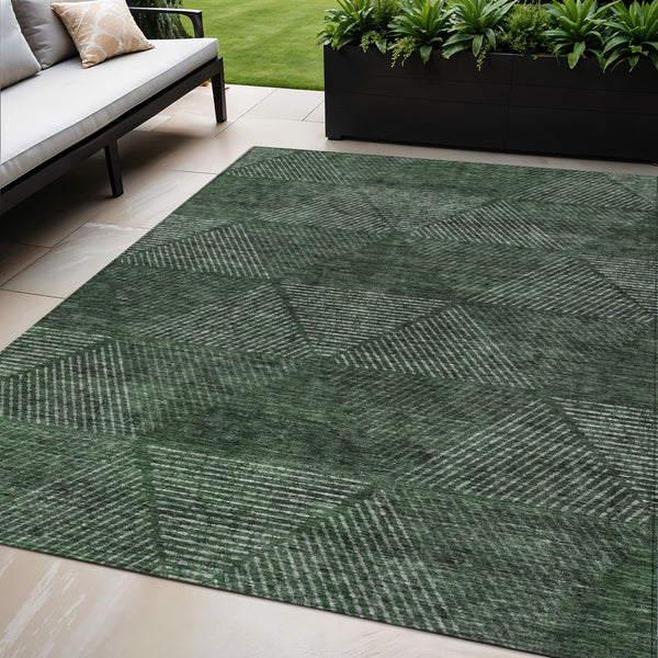 Homeroots 3' Geometric Washable Indoor Outdoor Area Rug In Artichoke And Fern Green For Stylish Spaces 5' X 8' Polyester 586523