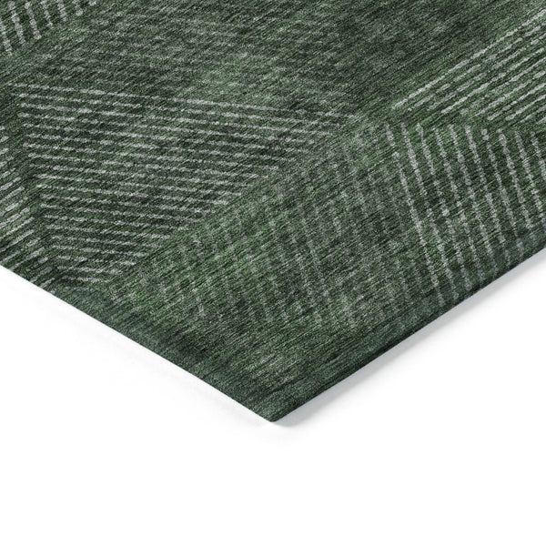Homeroots 3' Geometric Washable Indoor Outdoor Area Rug In Artichoke And Fern Green For Stylish Spaces 9' X 12' Polyester 586526