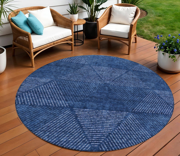 Homeroots 3' Geometric Washable Indoor Outdoor Area Rug In Artichoke And Fern Green For Stylish Spaces 8' Round Polyester 586530