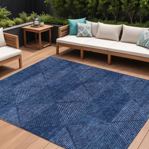 Homeroots 3' Geometric Washable Indoor Outdoor Area Rug In Artichoke And Fern Green For Stylish Spaces 8' X 10' Polyester 586531