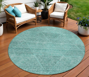 Homeroots 3' Geometric Washable Indoor Outdoor Area Rug In Artichoke And Fern Green For Stylish Spaces 8' Round Polyester 586536
