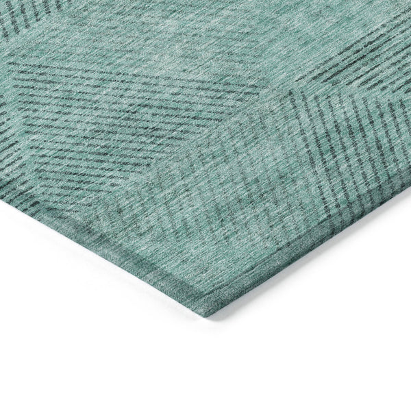 Homeroots 3' Geometric Washable Indoor Outdoor Area Rug In Artichoke And Fern Green For Stylish Spaces 10' X 14' Polyester 586539