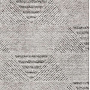 Homeroots 3' Geometric Washable Indoor Outdoor Area Rug In Artichoke And Fern Green For Stylish Spaces 3' X 5' Polyester 586540