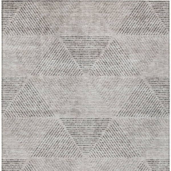 Homeroots 3' Geometric Washable Indoor Outdoor Area Rug In Artichoke And Fern Green For Stylish Spaces 5' X 8' Polyester 586541