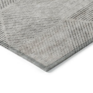 Homeroots 3' Geometric Washable Indoor Outdoor Area Rug In Artichoke And Fern Green For Stylish Spaces 5' X 8' Polyester 586541