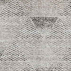 Homeroots 3' Geometric Washable Indoor Outdoor Area Rug In Artichoke And Fern Green For Stylish Spaces 5' X 8' Polyester 586541