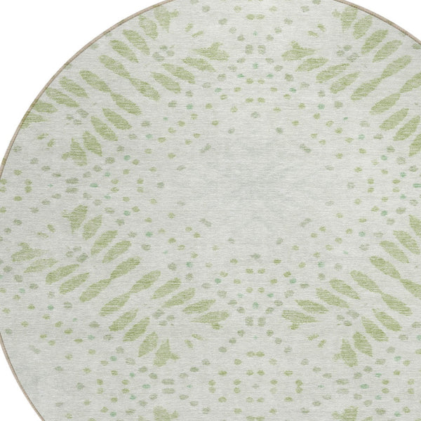 Homeroots 3' Artichoke Green And Fern Green Floral Washable Rug For Indoor And Outdoor Style And Comfort 8' Round Polyester 586560