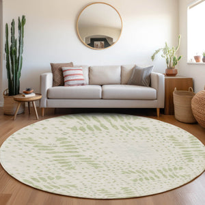 Homeroots 3' Artichoke Green And Fern Green Floral Washable Rug For Indoor And Outdoor Style And Comfort 8' Round Polyester 586560