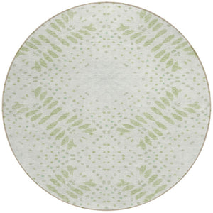 Homeroots 3' Artichoke Green And Fern Green Floral Washable Rug For Indoor And Outdoor Style And Comfort 8' Round Polyester 586560