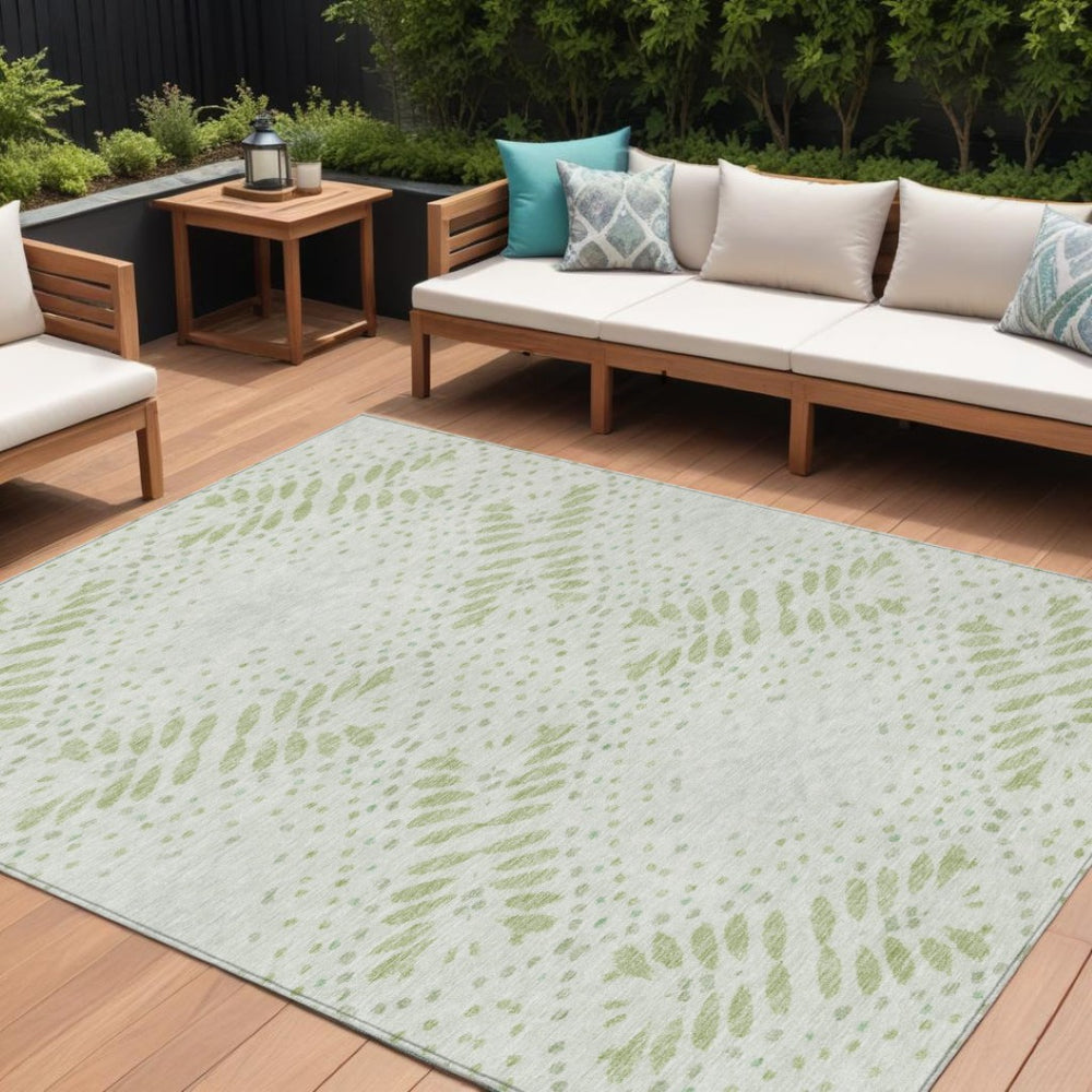 HomeRoots 9' Artichoke Green & Fern Floral Washable Area Rug - Durable, Stylish, Perfect for Indoor/Outdoor Use 9' X 12' 586562