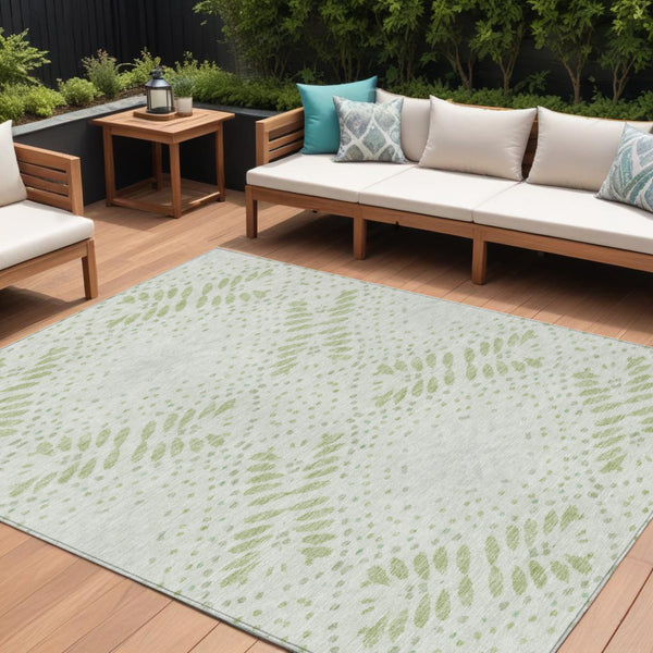 Homeroots 3' Artichoke Green And Fern Green Floral Washable Rug For Indoor And Outdoor Style And Comfort 9' X 12' Polyester 586562