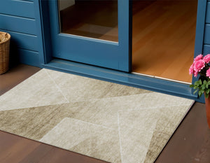 Homeroots 3' Beige Tan And Ivory Abstract Washable Rug - Perfect For Indoor And Outdoor Spaces, Durable & Stylish 3' X 5' Polyester 586594