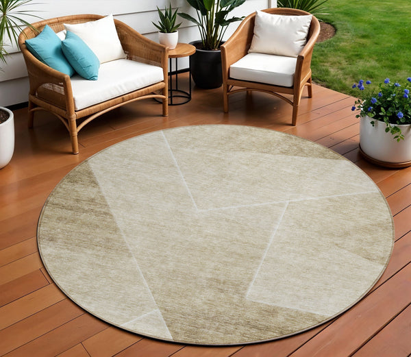 Homeroots 3' Beige Tan And Ivory Abstract Washable Rug - Perfect For Indoor And Outdoor Spaces, Durable & Stylish 8' Round Polyester 586596