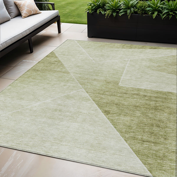 Homeroots 3' Beige Tan And Ivory Abstract Washable Rug - Perfect For Indoor And Outdoor Spaces, Durable & Stylish 5' X 8' Polyester 586619