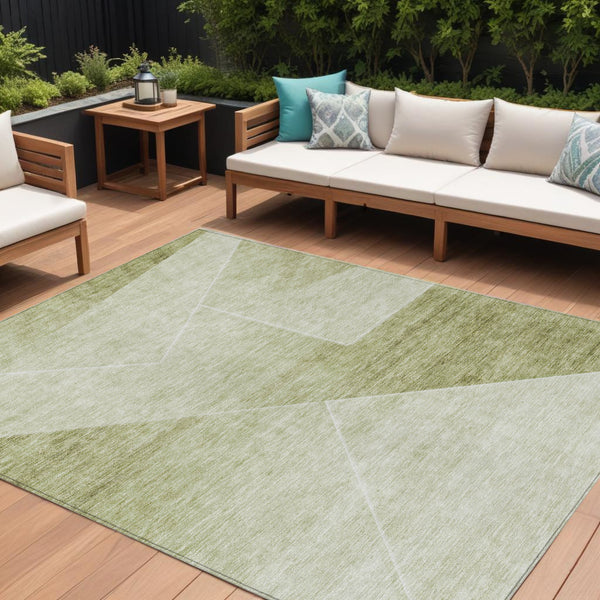 Homeroots 3' Beige Tan And Ivory Abstract Washable Rug - Perfect For Indoor And Outdoor Spaces, Durable & Stylish 8' X 10' Polyester 586621