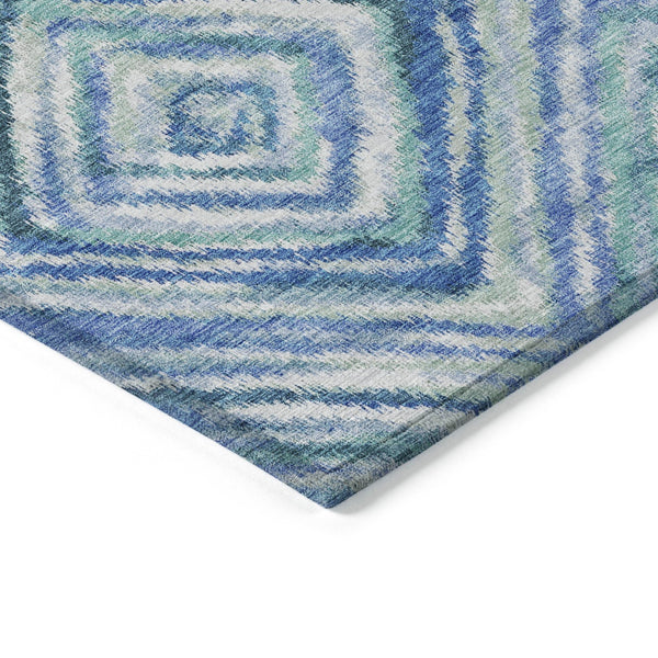 Homeroots 3' Stylish Denim Blue And Green Geometric Washable Area Rug For Indoor And Outdoor Elegance 10' X 14' Polyester 586641