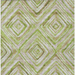 Homeroots 3' Stylish Denim Blue And Green Geometric Washable Area Rug For Indoor And Outdoor Elegance 8' X 10' Polyester 586645