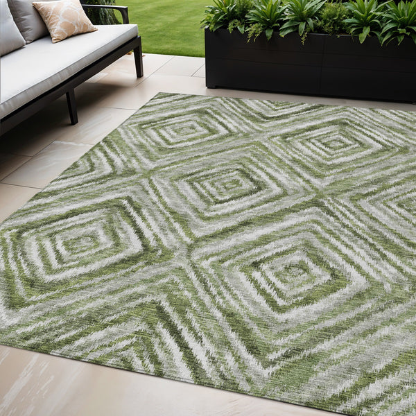 Homeroots 3' Artichoke Green And Sage Geometric Washable Indoor Outdoor Area Rug For Stylish Spaces 5' X 8' Polyester 586655