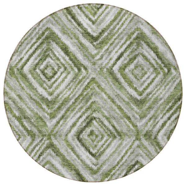 Homeroots 3' Artichoke Green And Sage Geometric Washable Indoor Outdoor Area Rug For Stylish Spaces 8' Round Polyester 586656