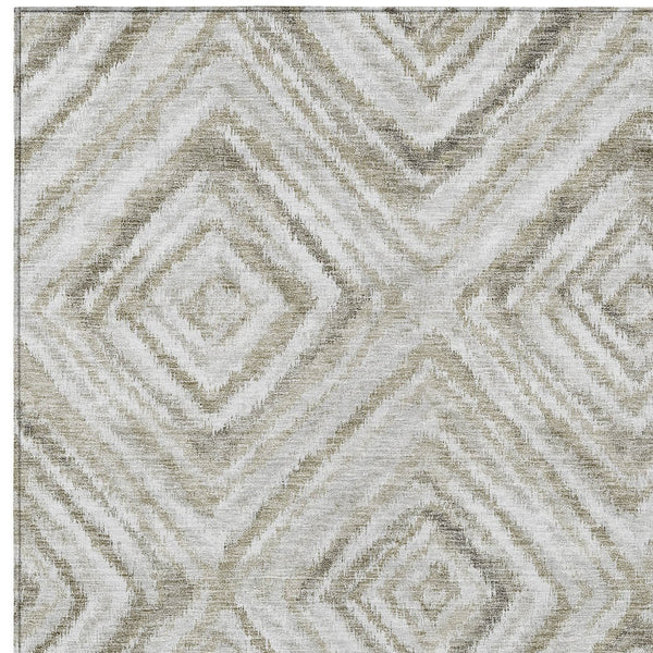 Homeroots 3' Artichoke Green And Sage Geometric Washable Indoor Outdoor Area Rug For Stylish Spaces 3' X 5' Polyester 586660