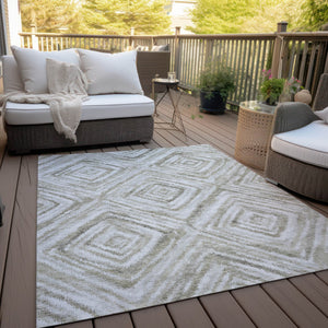 Homeroots 3' Artichoke Green And Sage Geometric Washable Indoor Outdoor Area Rug For Stylish Spaces 9' X 12' Polyester 586664