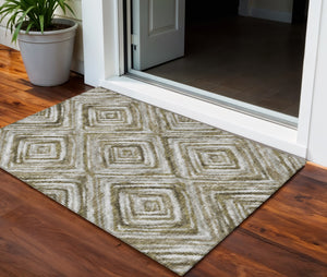 Homeroots 3' Artichoke Green And Sage Geometric Washable Indoor Outdoor Area Rug For Stylish Spaces 3' X 5' Polyester 586666