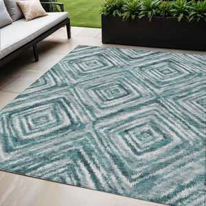 Homeroots 3' Artichoke Green And Sage Geometric Washable Indoor Outdoor Area Rug For Stylish Spaces 5' X 8' Polyester 586691