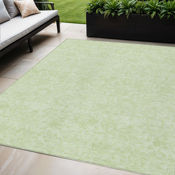 Homeroots 3' Floral Area Rug In Artichoke And Mint Green - Washable, Durable, Perfect For Indoor & Outdoor Use 5' X 8' Polyester 586697