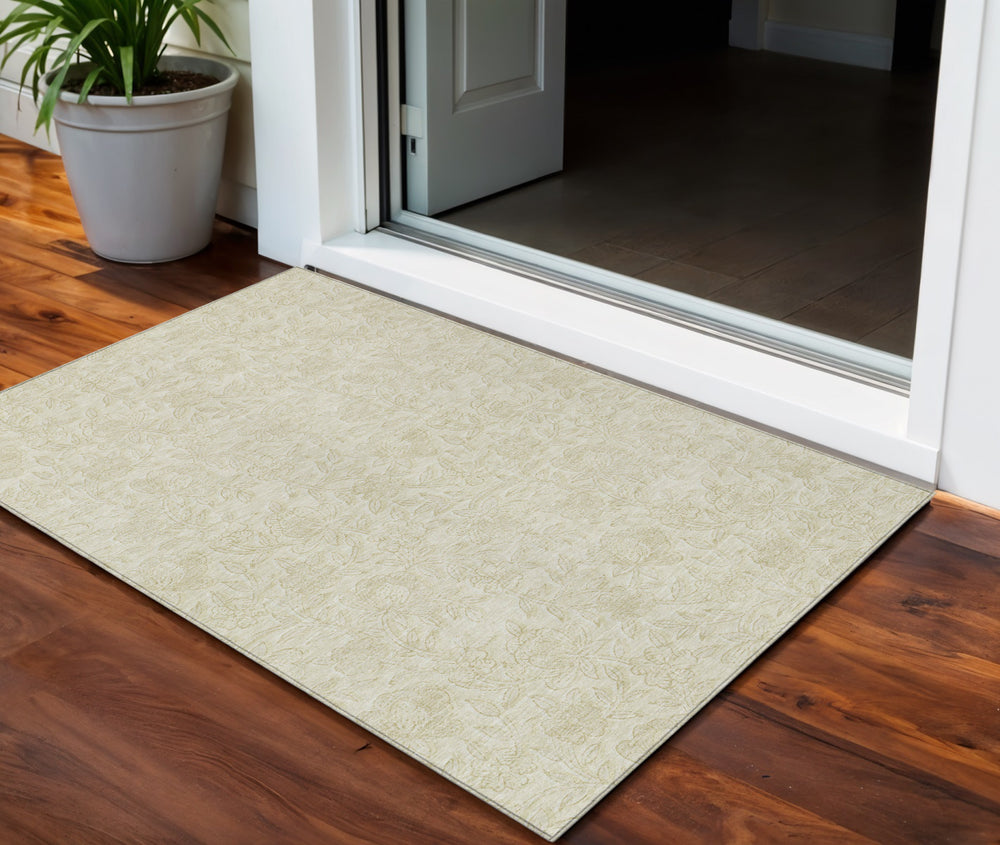 Homeroots 3' Floral Area Rug In Artichoke And Mint Green - Washable, Durable, Perfect For Indoor & Outdoor Use 3' X 5' Polyester 586702