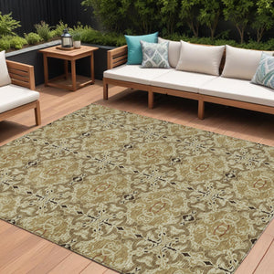 Homeroots 3' Elegant Artichoke Green Medallion Rug - Washable Indoor/Outdoor Solution For Any Space 10' X 14' Polyester 586743