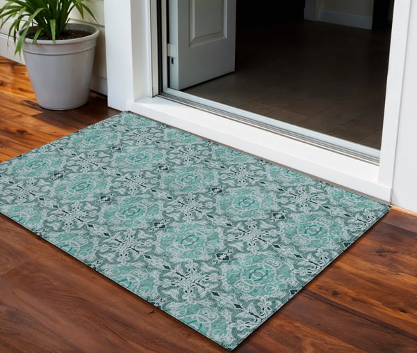 Homeroots 3' Elegant Artichoke Green Medallion Rug - Washable Indoor/Outdoor Solution For Any Space 3' X 5' Polyester 586768