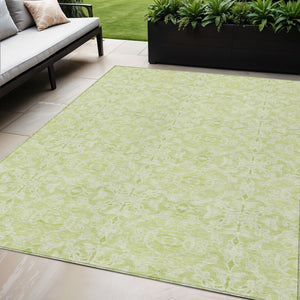 Homeroots 3' Artichoke Green Medallion Washable Area Rug - Stylish, Durable, Indoor Outdoor Decor Solution 5' X 8' Polyester 586781