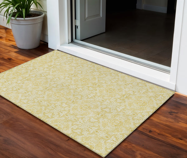 Homeroots 3' Artichoke Green Medallion Washable Area Rug - Stylish, Durable, Indoor Outdoor Decor Solution 3' X 5' Polyester 586786