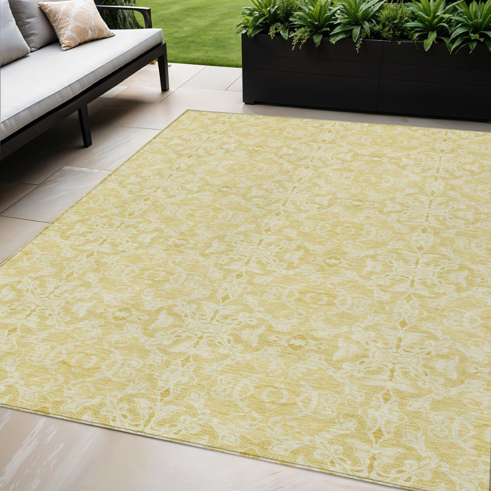 HomeRoots 5' Gold and Ivory Medallion Indoor Outdoor Rug - Durable, Stylish, Washable, Perfect for High-Traffic Areas 5' X 8' 586787