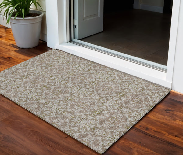 Homeroots 3' Artichoke Green Medallion Washable Area Rug - Stylish, Durable, Indoor Outdoor Decor Solution 3' X 5' Polyester 586804