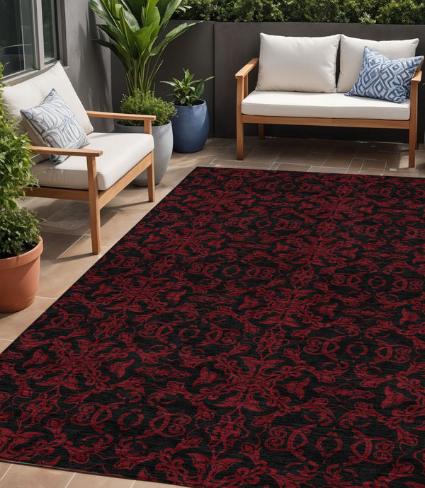 Homeroots 3' Brown And Black Medallion Washable Area Rug - Stylish, Durable, Indoor/Outdoor Decor Solution 5' X 8' Polyester 586877