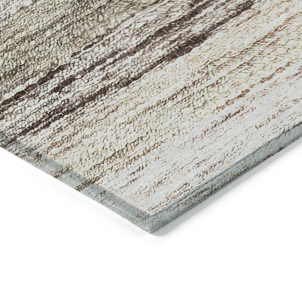 HomeRoots 5' Ombre Washable Area Rug in Beige, Ivory & Brown - Stylish, Durable Indoor/Outdoor Décor Solution 8' X 10' 586885