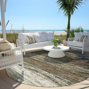 Homeroots 3' Beige Ivory And Brown Ombre Washable Area Rug – Perfect For Indoor & Outdoor Spaces, Durable Design 8' Round Polyester 586890