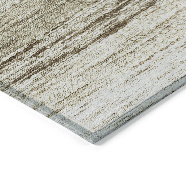 Homeroots 3' Beige Ivory And Brown Ombre Washable Area Rug – Perfect For Indoor & Outdoor Spaces, Durable Design 8' X 10' Polyester 586891