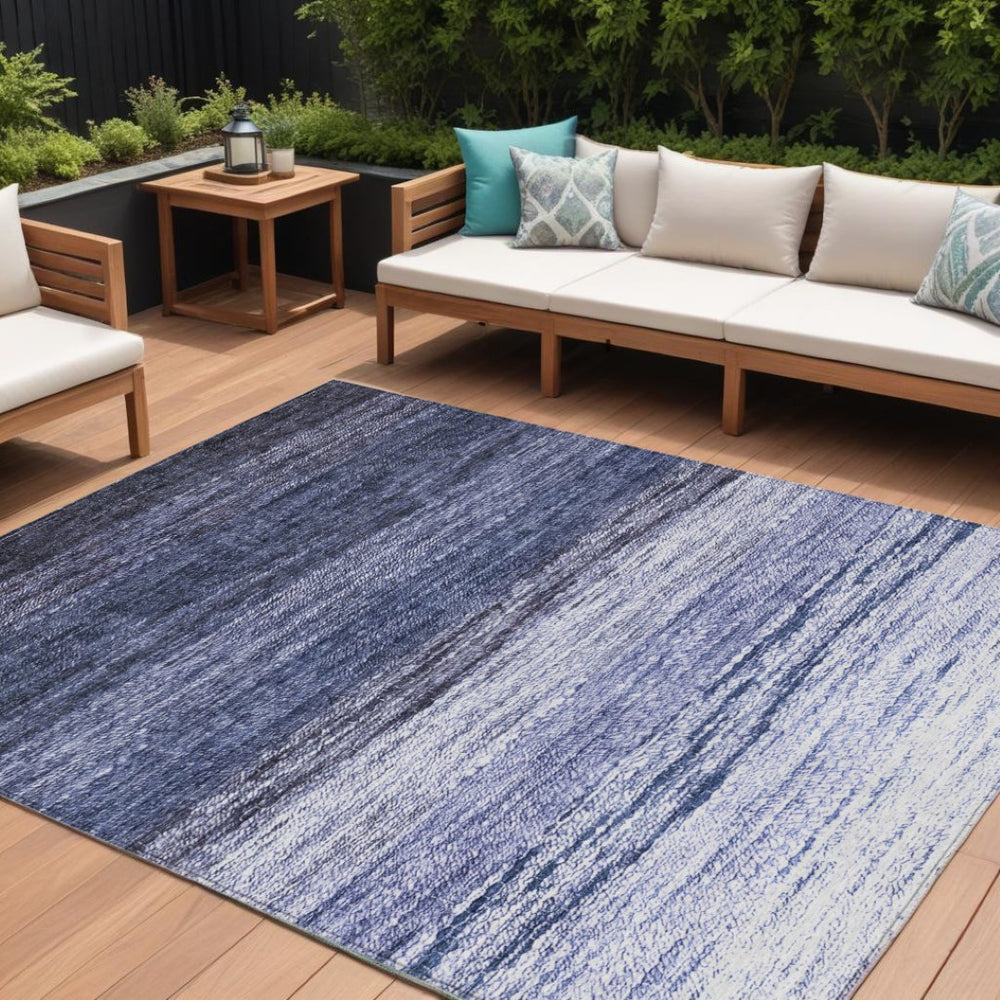 HomeRoots 9' Navy Blue and Ivory Ombre Area Rug - Durable, Washable Design Enhances Indoor and Outdoor Spaces 9' X 12' 586898