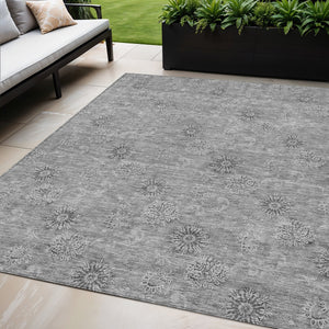 Homeroots 3' Gold Floral Washable Area Rug - Durable Indoor Outdoor Accent For Living Room, Patio & More 5' X 8' Polyester 587009