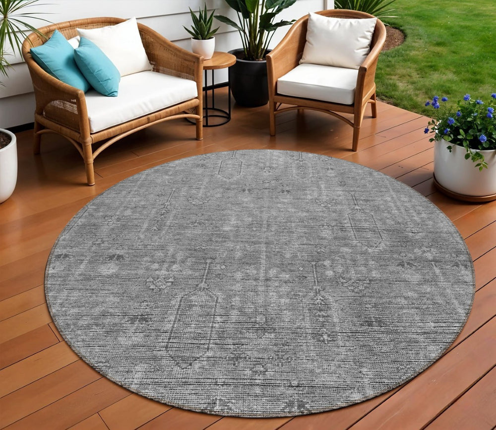HomeRoots 5' Gray and Charcoal Southwestern Area Rug - Durable, Washable Design for Indoor and Outdoor Use 8' Round 587064