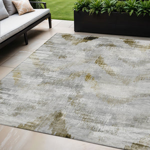 Homeroots 3'' Gray Silver And Blue Abstract Washable Area Rug For Indoor And Outdoor Spaces, Stain Resistant 5' X 8' Polyester 587111