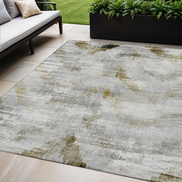 Homeroots 3'' Gray Silver And Blue Abstract Washable Area Rug For Indoor And Outdoor Spaces, Stain Resistant 5' X 8' Polyester 587111