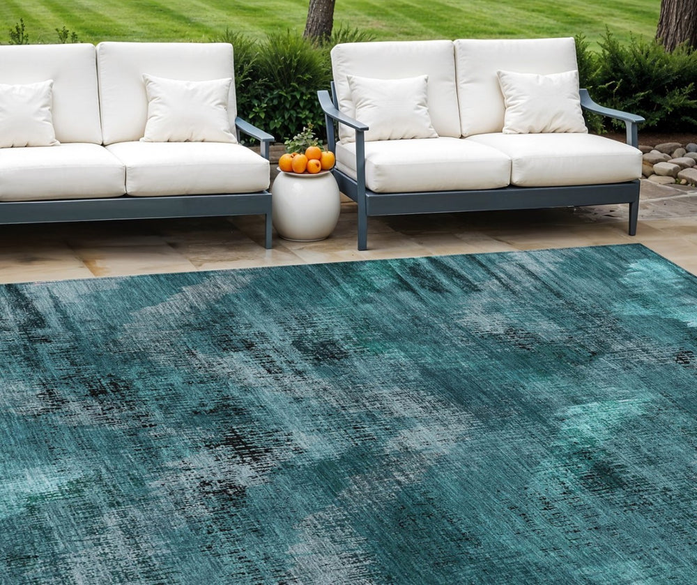 HomeRoots 5' Abstract Washable Indoor Outdoor Area Rug in Teal, Aqua & Gray - Durable and Stylish Décor Solution 8' X 10' 587155