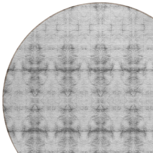 Homeroots 3' Beige Taupe & Tan Geometric Washable Area Rug – Perfect For Indoor & Outdoor Spaces, Durable Design 8' Round Polyester 587376