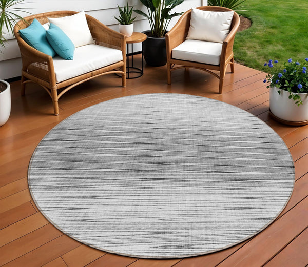 Homeroots 3' Artichoke Green Abstract Washable Area Rug - Ideal For Indoor And Outdoor Spaces, Stain Resistant 8' Round Polyester 587412